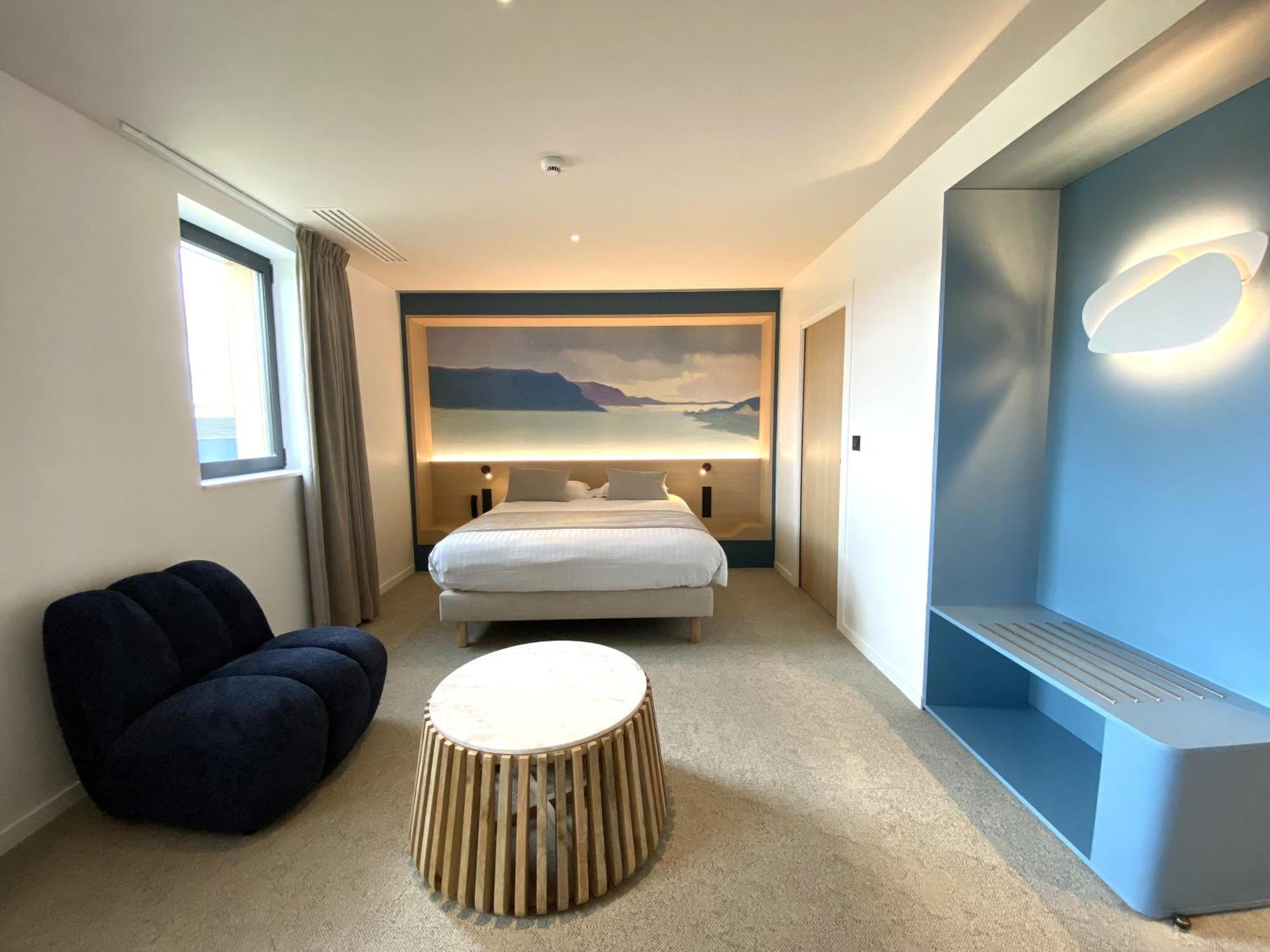 Brit Hotel Piscine & Spa - Fougeres Lecousse Buitenkant foto