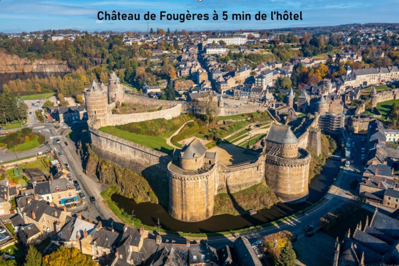 Brit Hotel Piscine & Spa - Fougeres Lecousse Buitenkant foto
