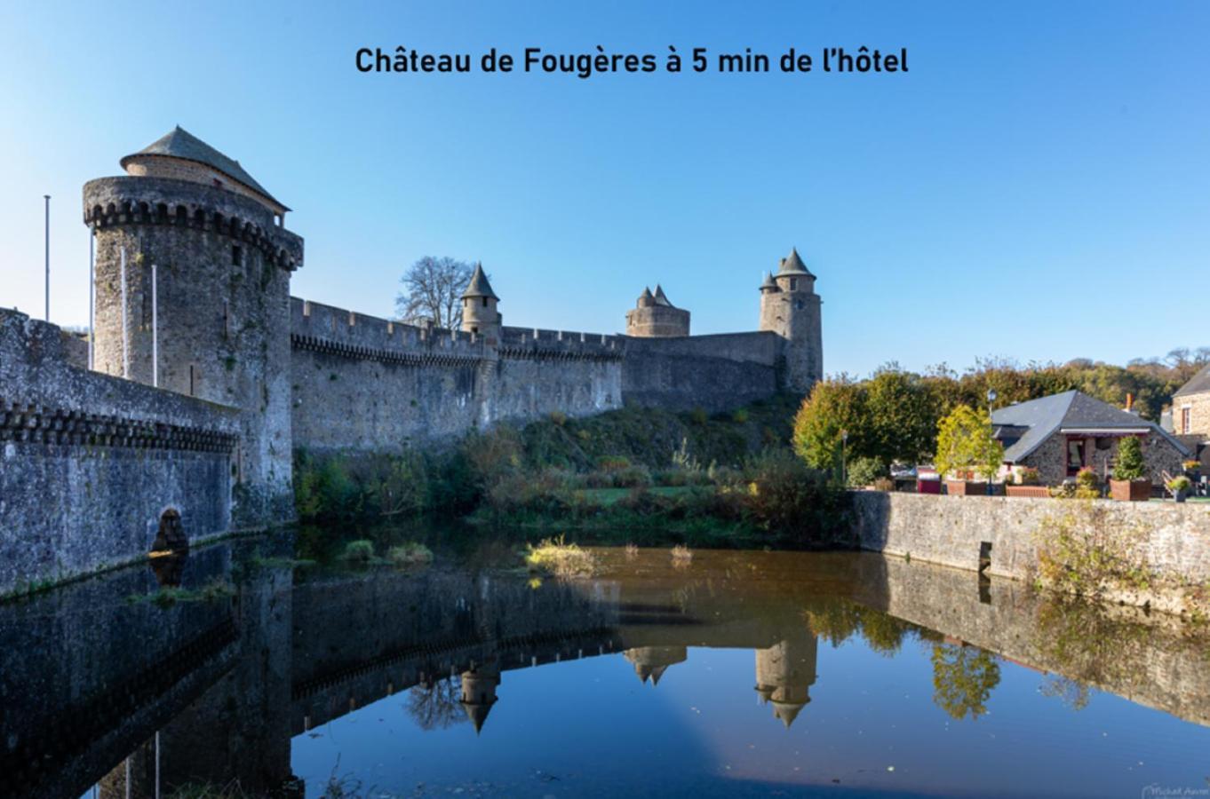Brit Hotel Piscine & Spa - Fougeres Lecousse Buitenkant foto